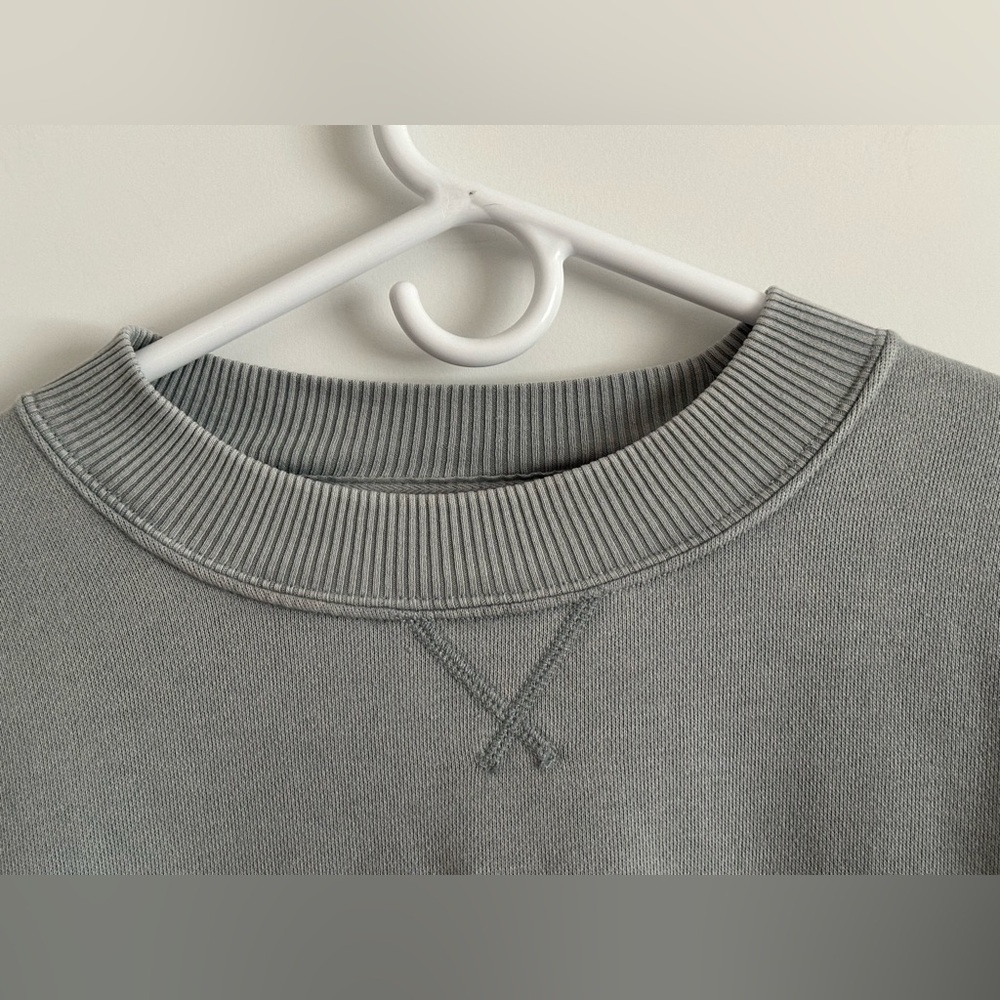 Aerie: Women’s Long Sleeve Top with side slits- size XS(pit to pit approx 23in) - Picture 4 of 16